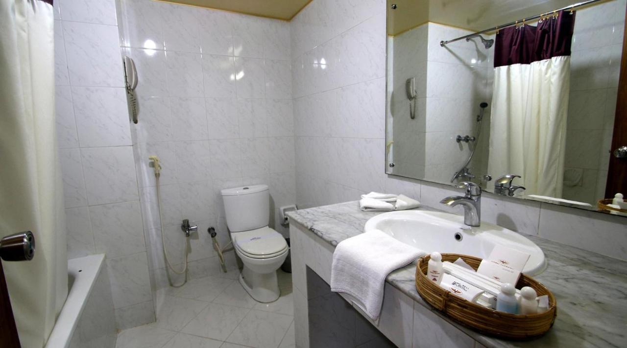 Hotel Victory - Best In City Center Dakka Dış mekan fotoğraf